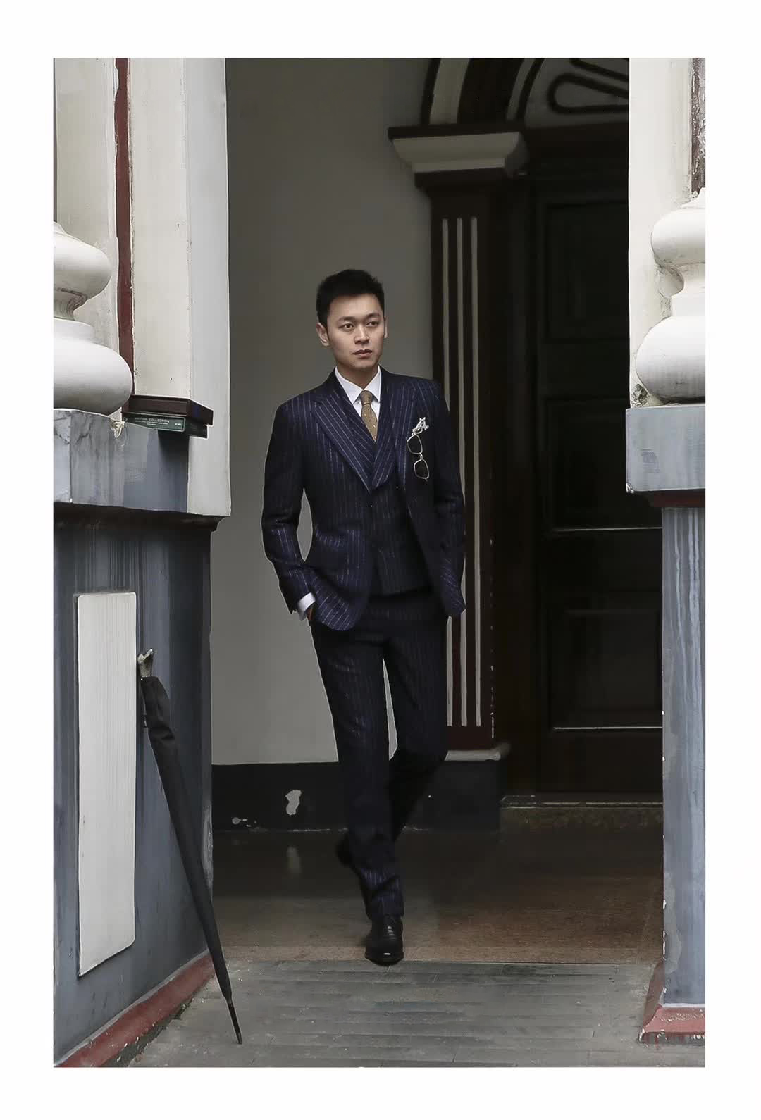 帅哥私人定制西服照片